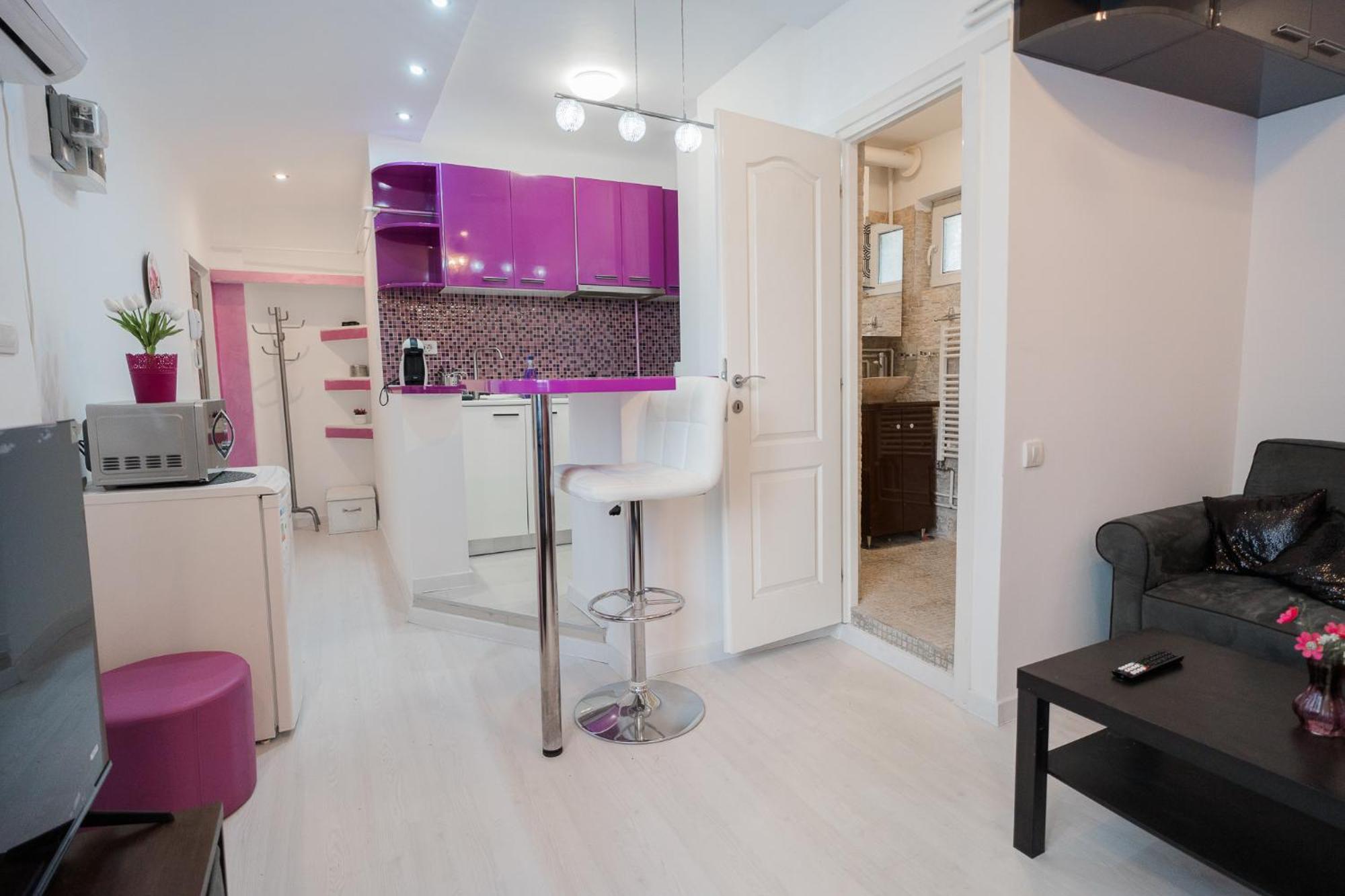 Ultra Central White & Lila Studio Bucureşti Ngoại thất bức ảnh